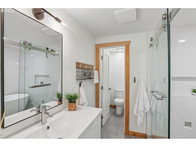 24406 Ne RAWSON Rd, Brush Prairie, WA 98606