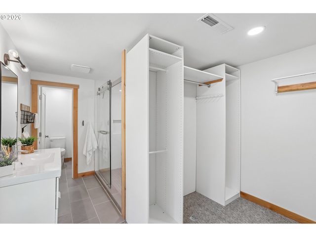 24406 Ne RAWSON Rd, Brush Prairie, WA 98606