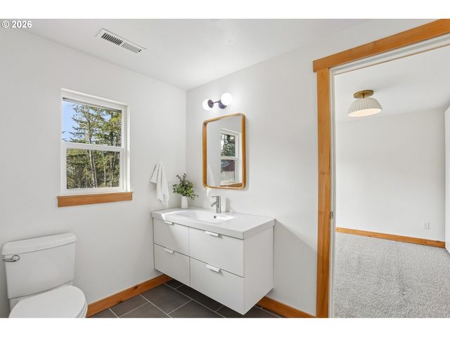 24406 Ne RAWSON Rd, Brush Prairie, WA 98606