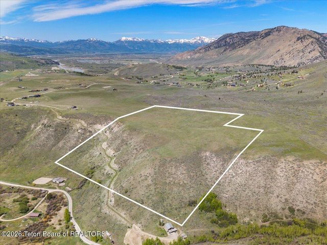 7650 S SQUAW CREEK Road, Jackson, WY 83001