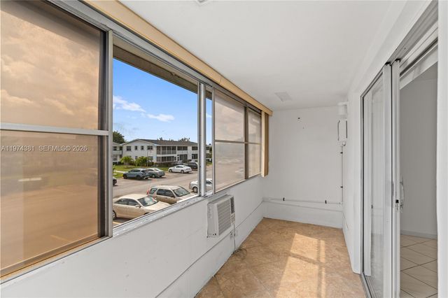 237 Camden J 237, West Palm Beach, FL 33417