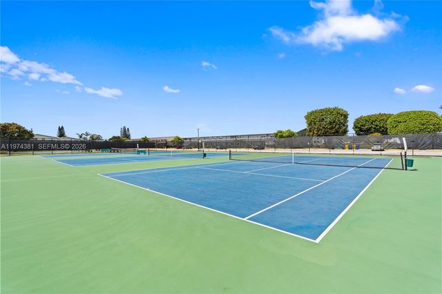 237 Camden J 237, West Palm Beach, FL 33417