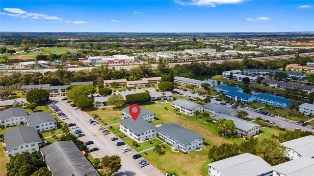 237 Camden J 237, West Palm Beach, FL 33417