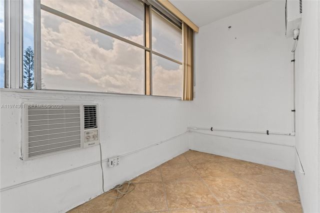 237 Camden J 237, West Palm Beach, FL 33417