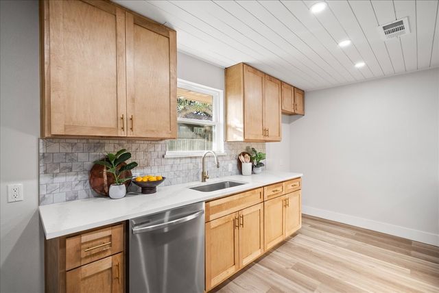 2512 Bluffton Drive, Plano, TX 75075