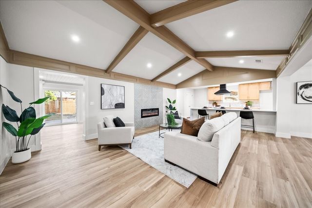 2512 Bluffton Drive, Plano, TX 75075