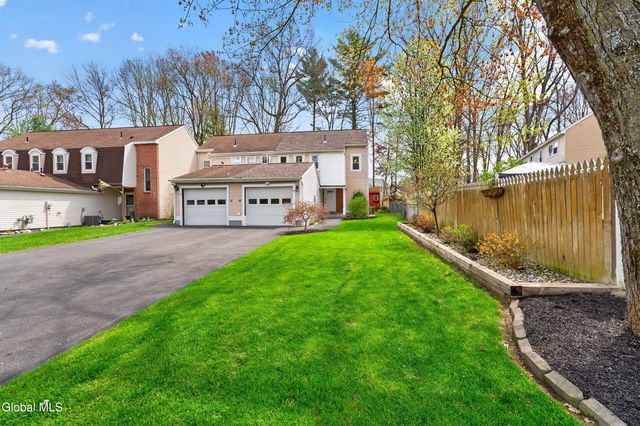 47 Pico Road, Clifton Park, NY 12065