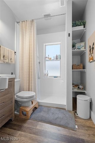 2473 W 11th Street, Cleveland, OH 44113