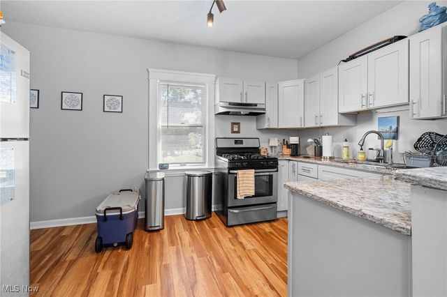 2473 W 11th Street, Cleveland, OH 44113