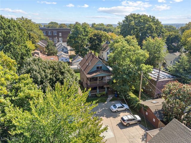 2473 W 11th Street, Cleveland, OH 44113