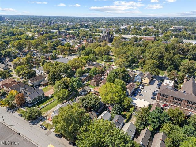 2473 W 11th Street, Cleveland, OH 44113
