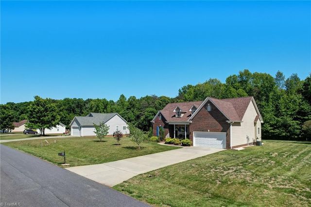 251 River Run Drive, Reidsville, NC 27320