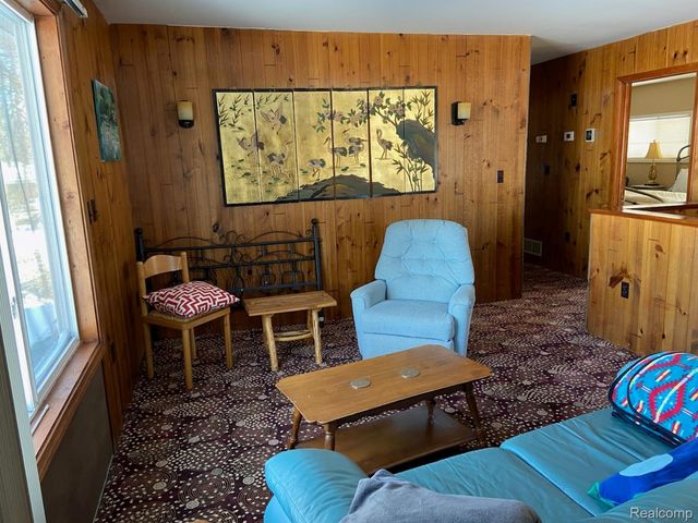 12915 Lake Point Pass, Van Buren Charter Township, MI 48111