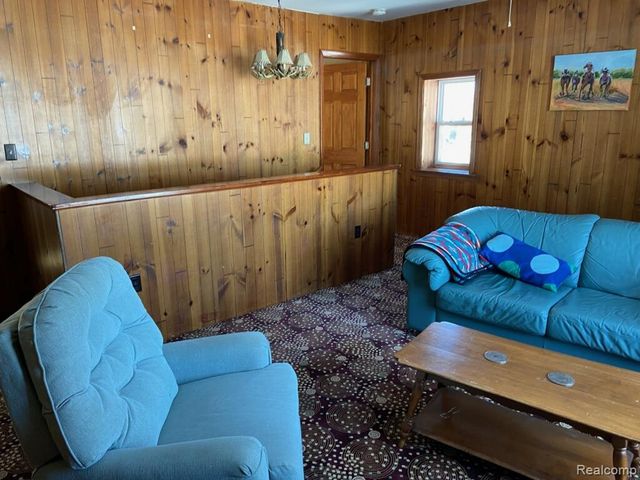 12915 Lake Point Pass, Van Buren Charter Township, MI 48111