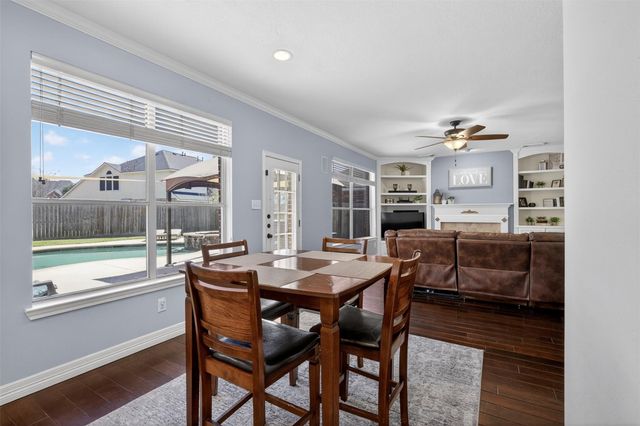 405 Gastonbury Court, League City, TX 77573