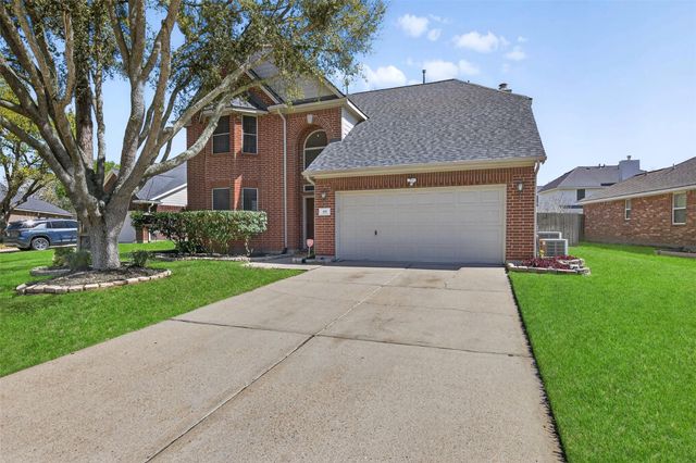 405 Gastonbury Court, League City, TX 77573