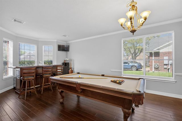 405 Gastonbury Court, League City, TX 77573