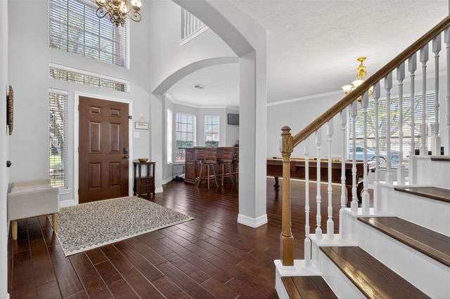 405 Gastonbury Court, League City, TX 77573