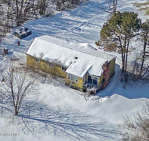 1027 Township Road, Knox, NY 12009