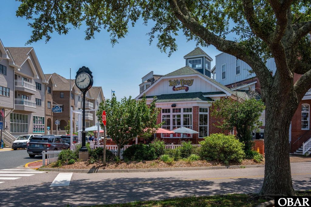 Image 35 of property listing at 824 Fernando Street, Manteo, NC 27954