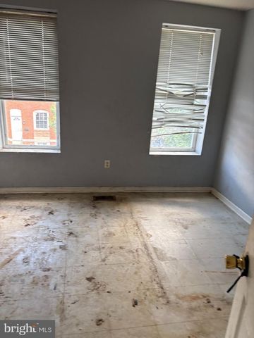600 N DECKER AVE, Baltimore, MD 21205