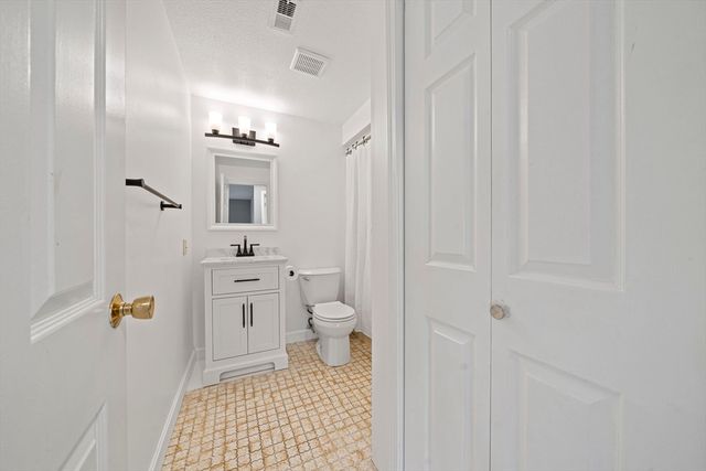 108 Norton Av 14, Easton, MA 02375