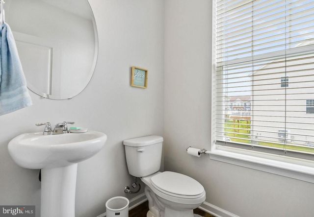 18 ROME WAY, Mount Laurel, NJ 08054