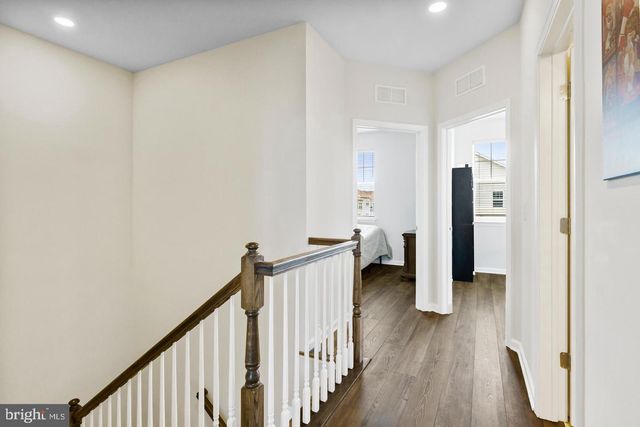 18 ROME WAY, Mount Laurel, NJ 08054