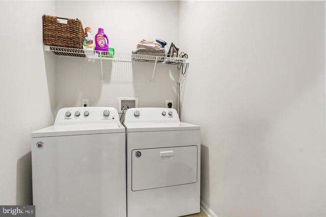 18 ROME WAY, Mount Laurel, NJ 08054