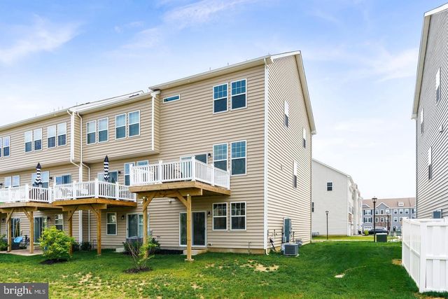 18 ROME WAY, Mount Laurel, NJ 08054