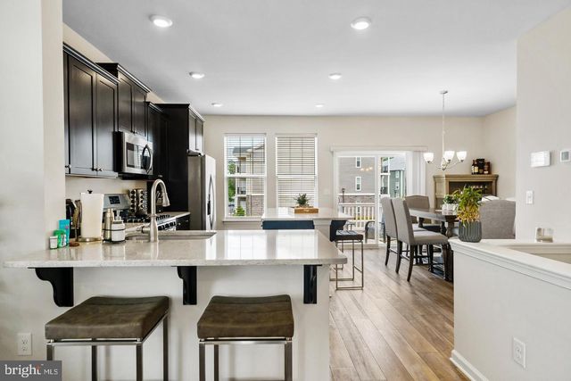 18 ROME WAY, Mount Laurel, NJ 08054