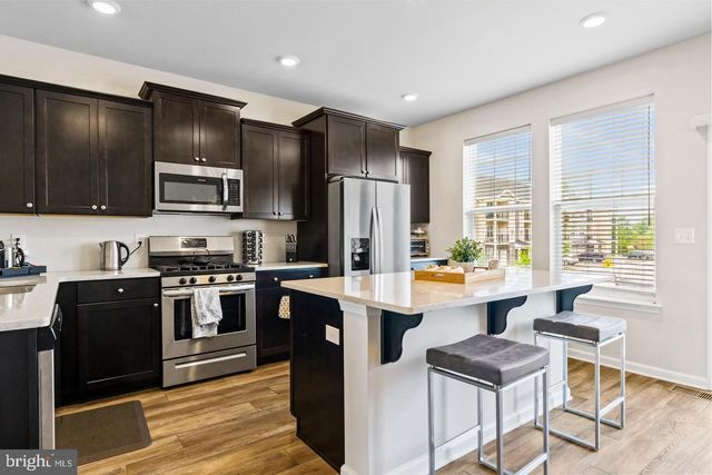 18 ROME WAY, Mount Laurel, NJ 08054