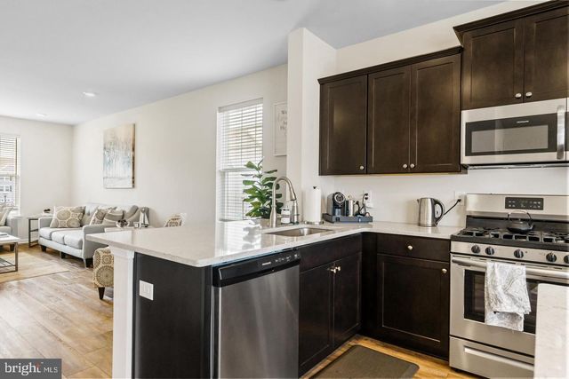 18 ROME WAY, Mount Laurel, NJ 08054