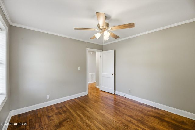 924 E Madison Ave, Athens, TN 37303