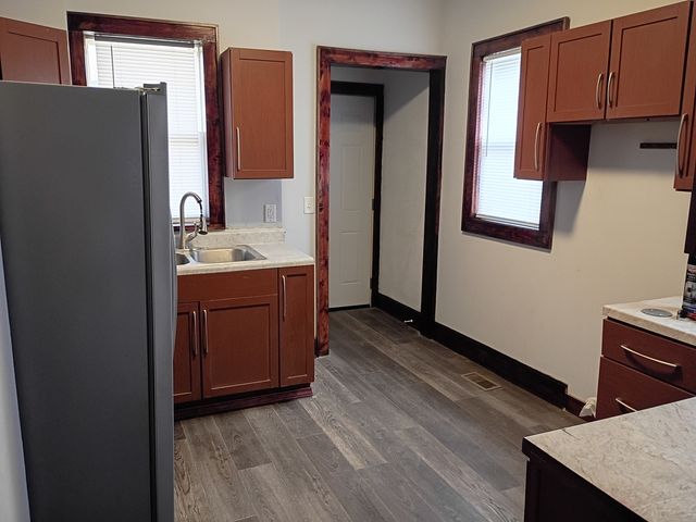 1445 10th Street, Moline, IL 61265