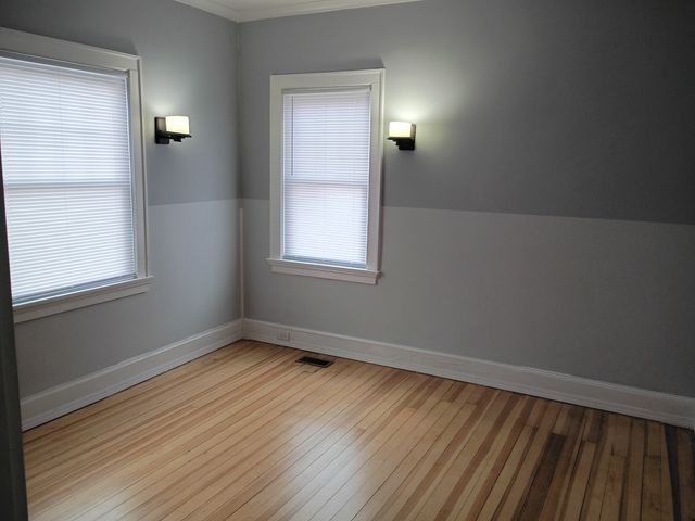 1445 10th Street, Moline, IL 61265