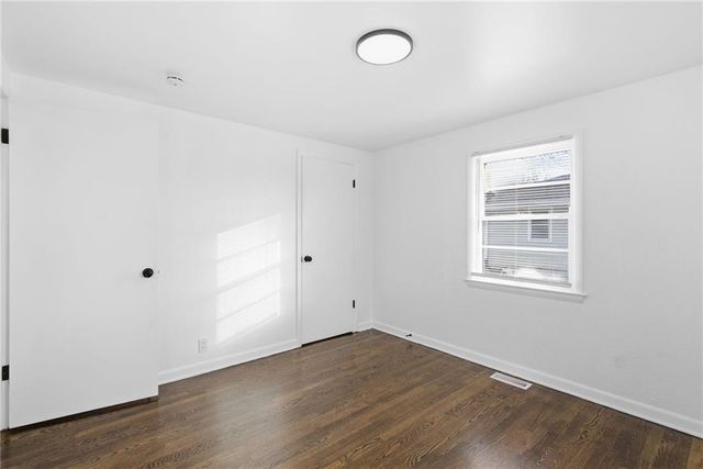 1704 Highland Drive, Independence, MO 64057