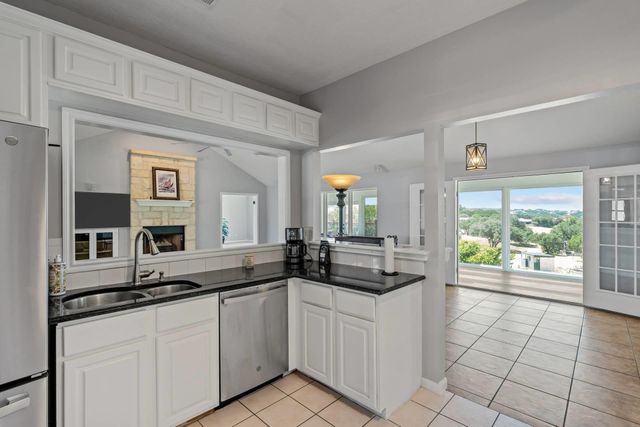 4096 Outpost TRCE, Lago Vista, TX 78645