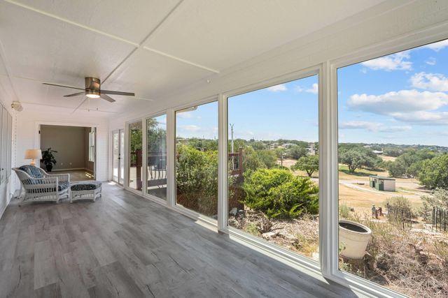 4096 Outpost TRCE, Lago Vista, TX 78645