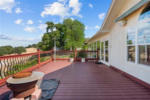 4096 Outpost TRCE, Lago Vista, TX 78645