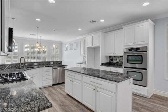 10235 Tresor Court, Las Vegas, NV 89135