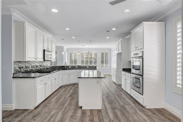 10235 Tresor Court, Las Vegas, NV 89135