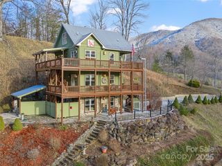 342 Big Rock Creek Drive, Bakersville, NC 28705