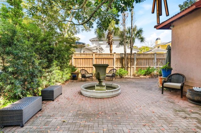 9 Rue Martine, Miramar Beach, FL 32550