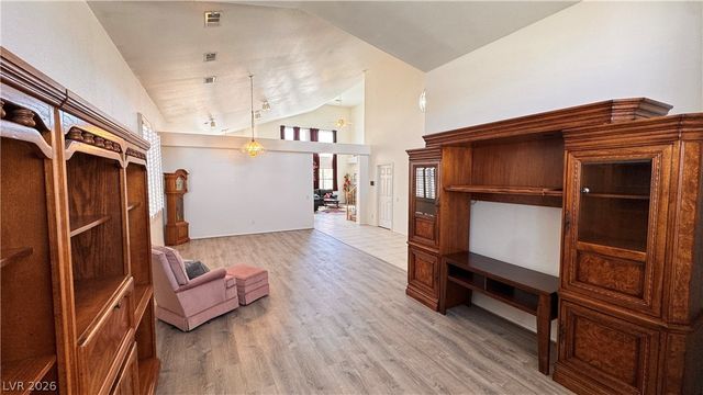 8609 Highland View Avenue, Las Vegas, NV 89145