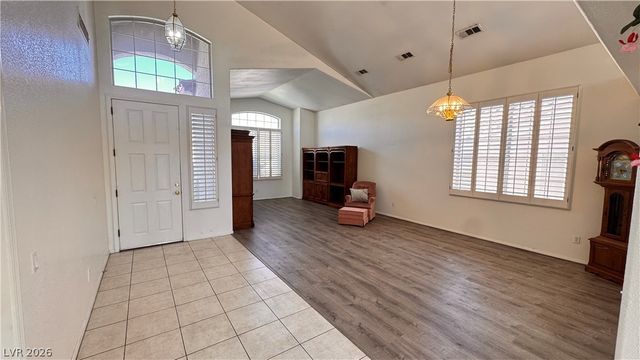 8609 Highland View Avenue, Las Vegas, NV 89145