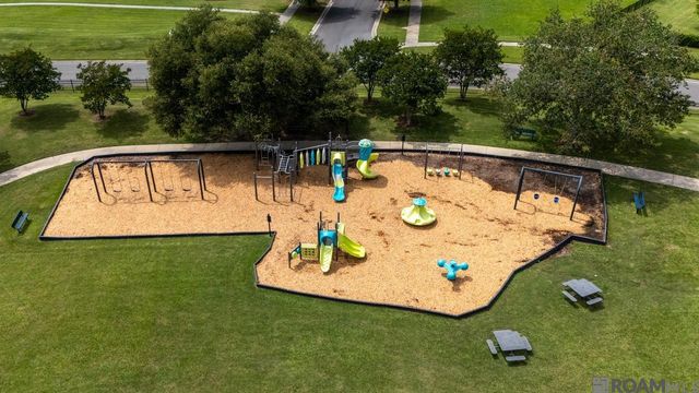 3135 Meadow Grove Ave, Zachary, LA 70791