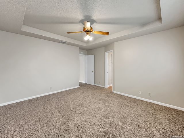 8624 Wood Falls Dr, San Antonio, TX 78251