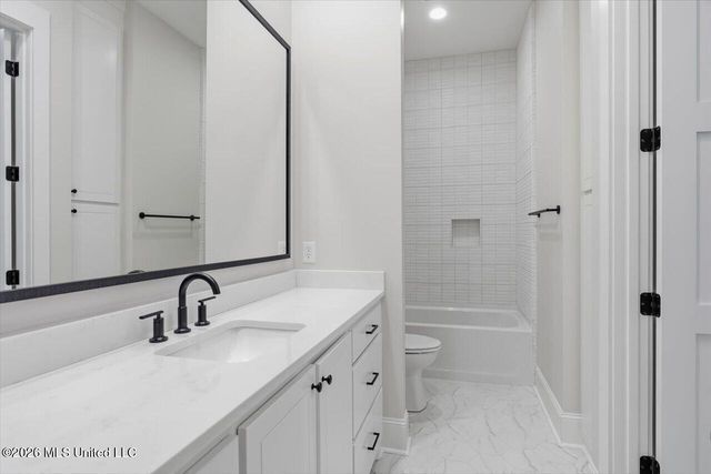 142 Water Street, Madison, MS 39110