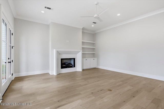 142 Water Street, Madison, MS 39110